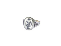 Серебряное кольцо овальной формы с чернением «Нежность»